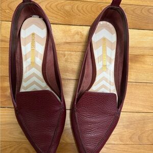 Nicholas Kirkwood Women’s Beya Burgundy Leather Pointed Loafers